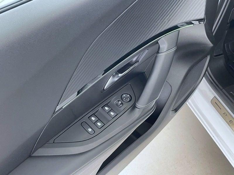 Peugeot 2008 2008 PureTech 130 S&S GT