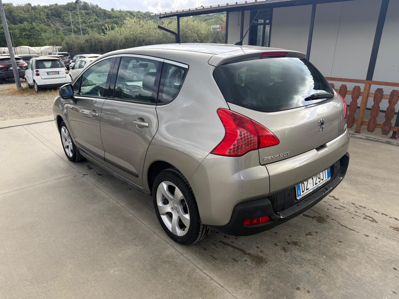 Peugeot 3008 1.6 HDi 110CV Premium