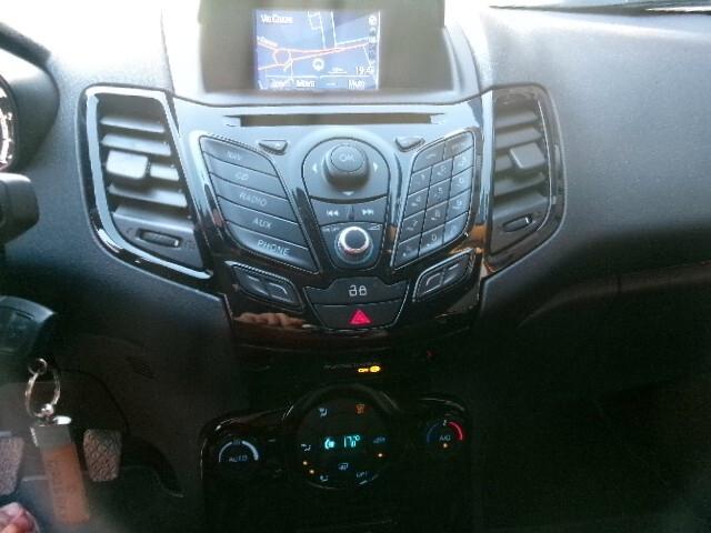 Ford Fiesta 1.5 TDCi 75CV 5 porte Titanium