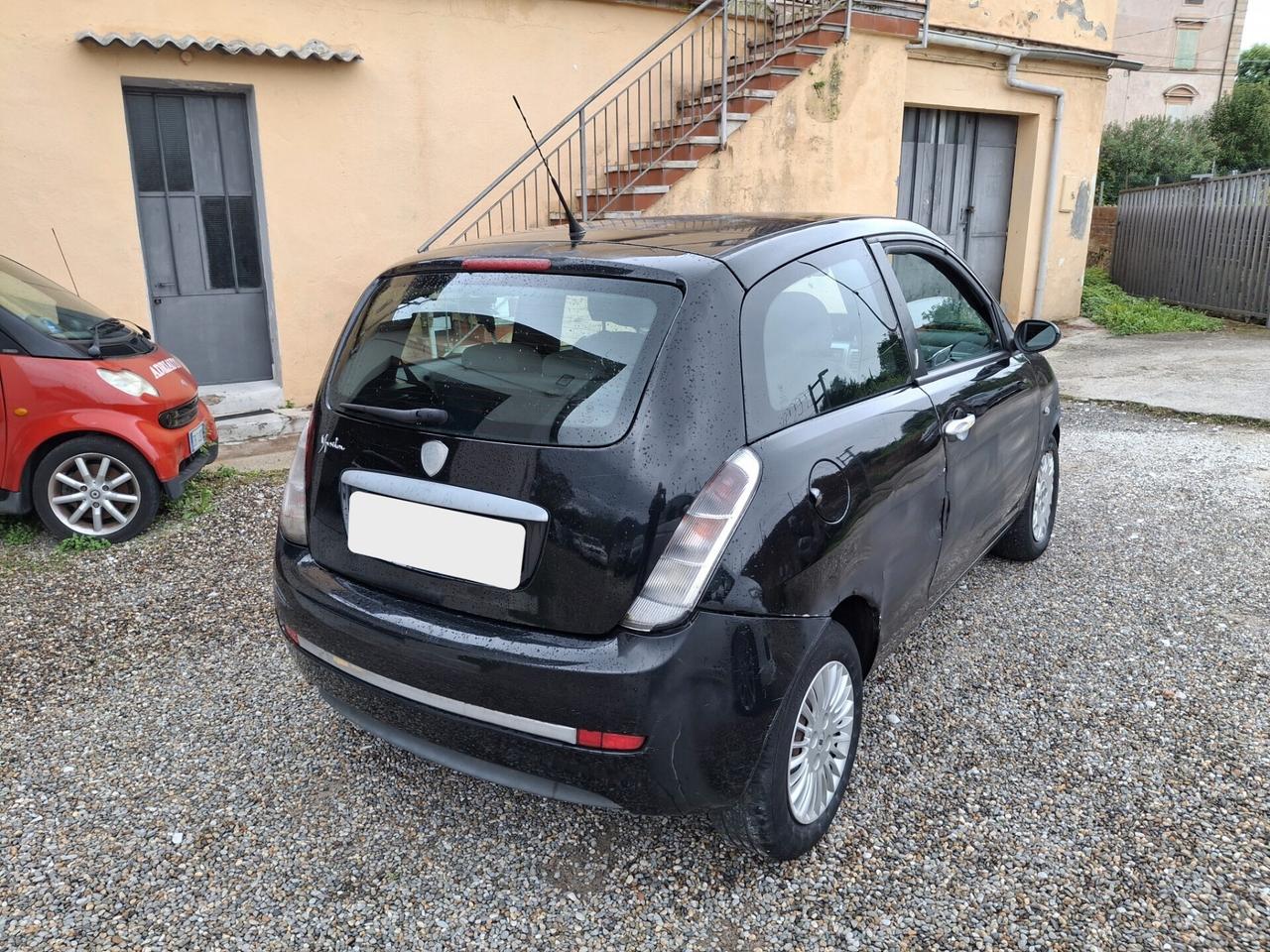 Lancia Ypsilon 1.2 Oro