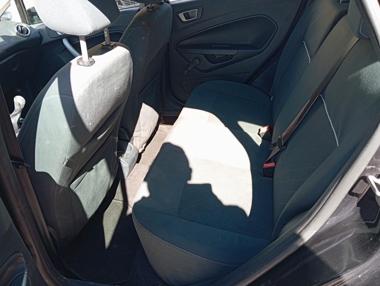 Ford Fiesta Ikon 1.4 TDCi 70CV 5 porte