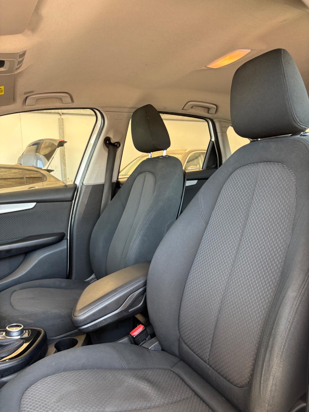 Bmw 2er Active Tourer 216d Sport