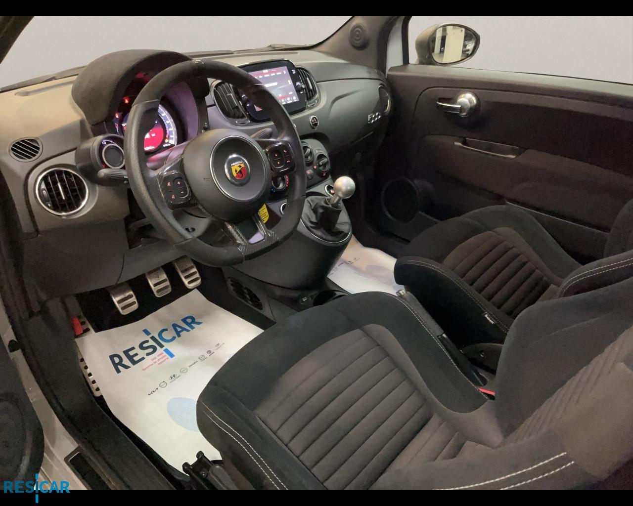 ABARTH 695 1.4 t-jet Competizione 180cv