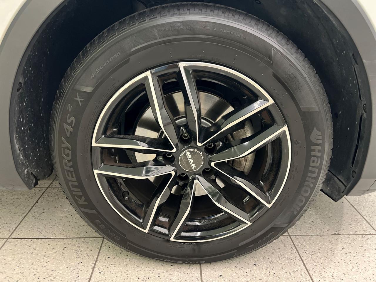 VOLKSWAGEN Tiguan II 2016 1.4 tsi Business 125cv - CONDIZIONI OTTIME!