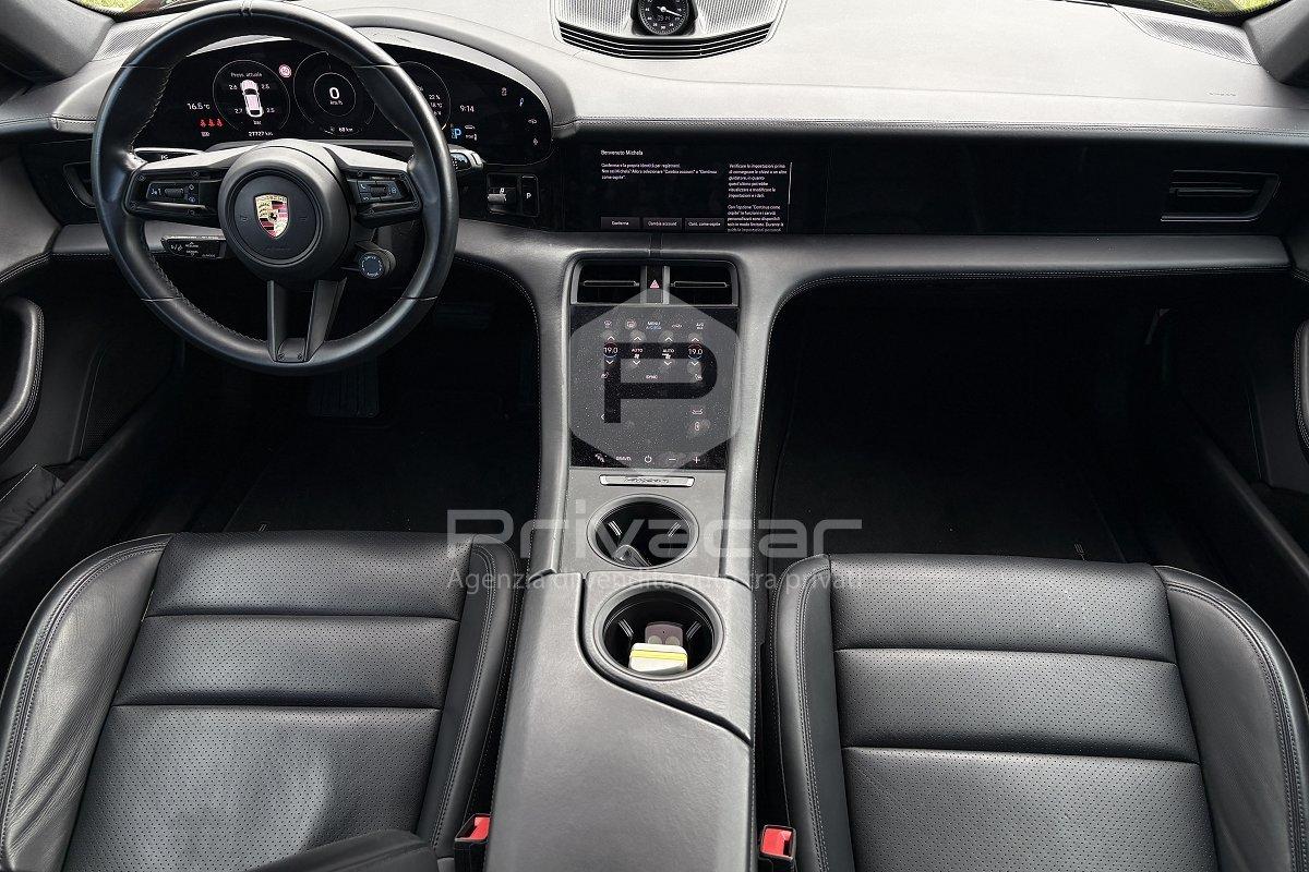 PORSCHE Taycan 4 Cross Turismo