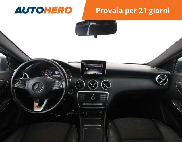 MERCEDES-BENZ A 180 d Automatic Business