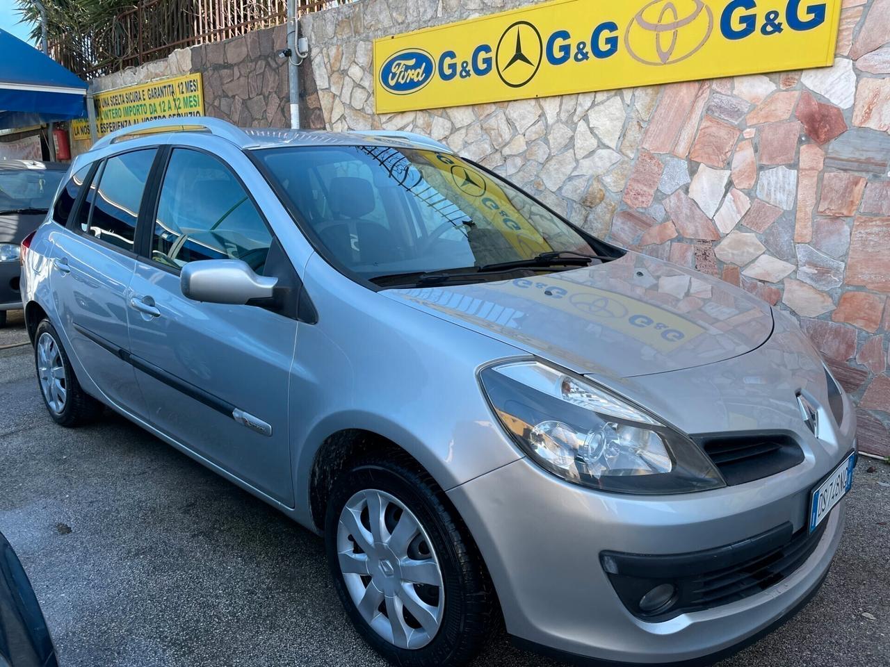 Renault Clio 1.2 16V SporTour Rip Curl