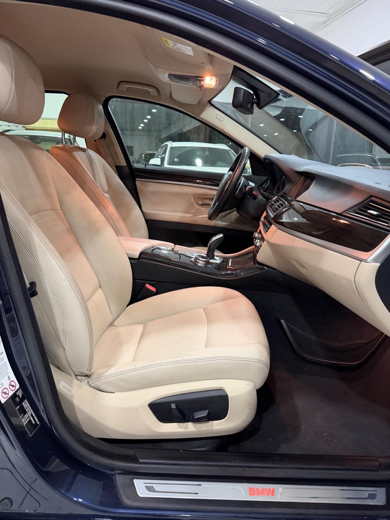 Bmw 525 525d xDrive Touring Luxury