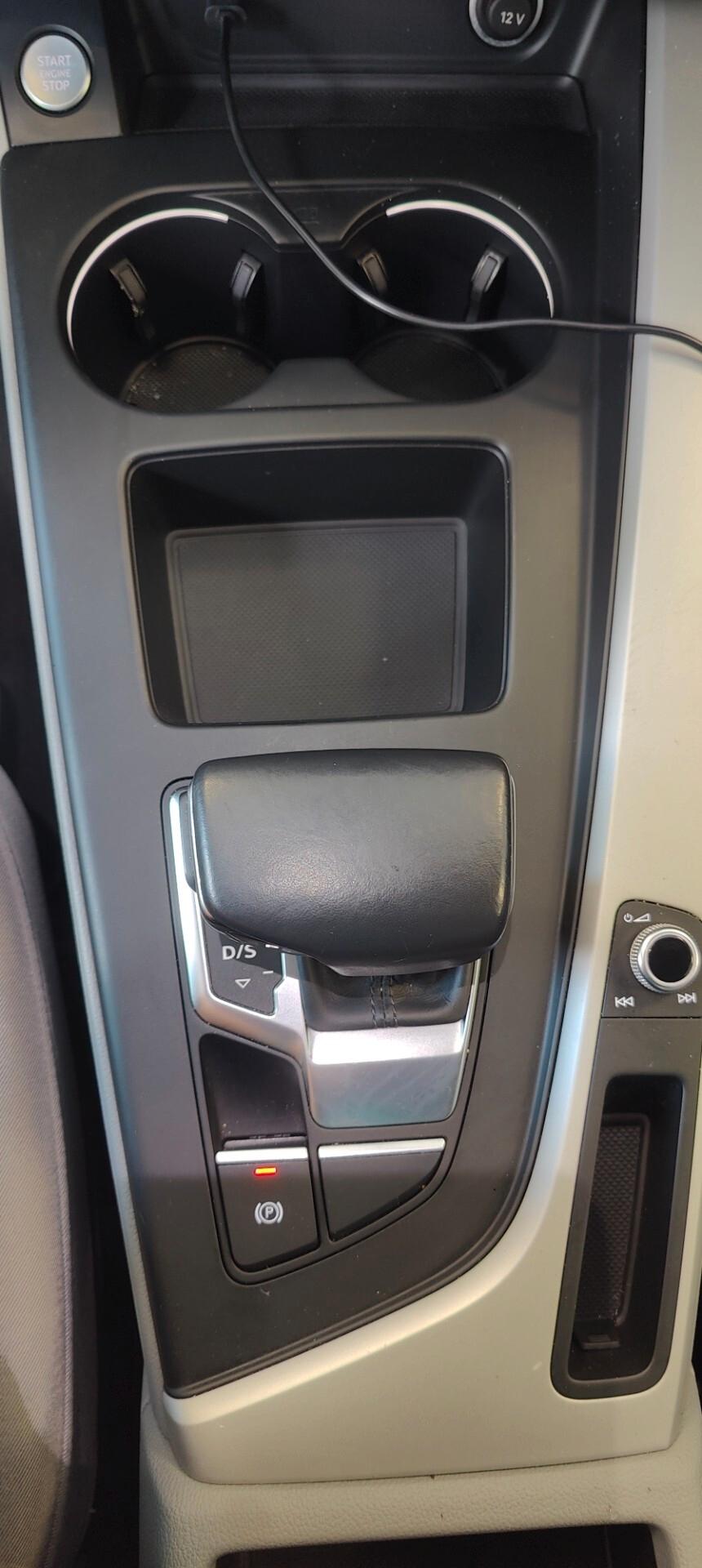 Audi A4 Avant 40 g-tron S tronic Business