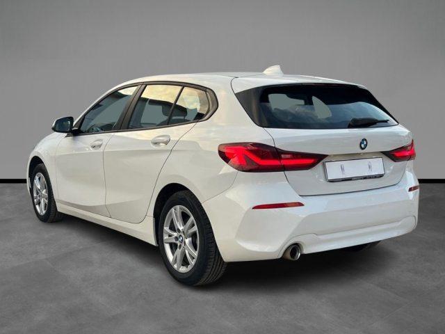 BMW 116 d 5p. Business Advantage