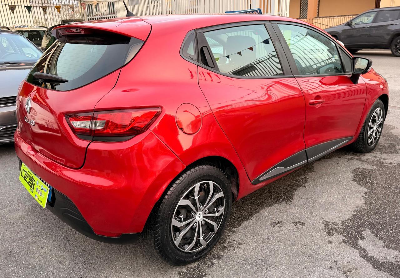 Renault Clio 1.2 75CV 5 porte Costume National 2014 100.000 km