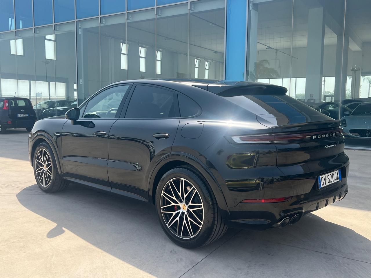 Porsche Cayenne Coupé 3.0 V6 S E-Hybrid - possibilità noleggio no scoring