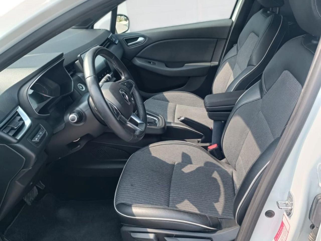 Renault Clio Full Hybrid E-Tech 140 CV 5 porte Intens