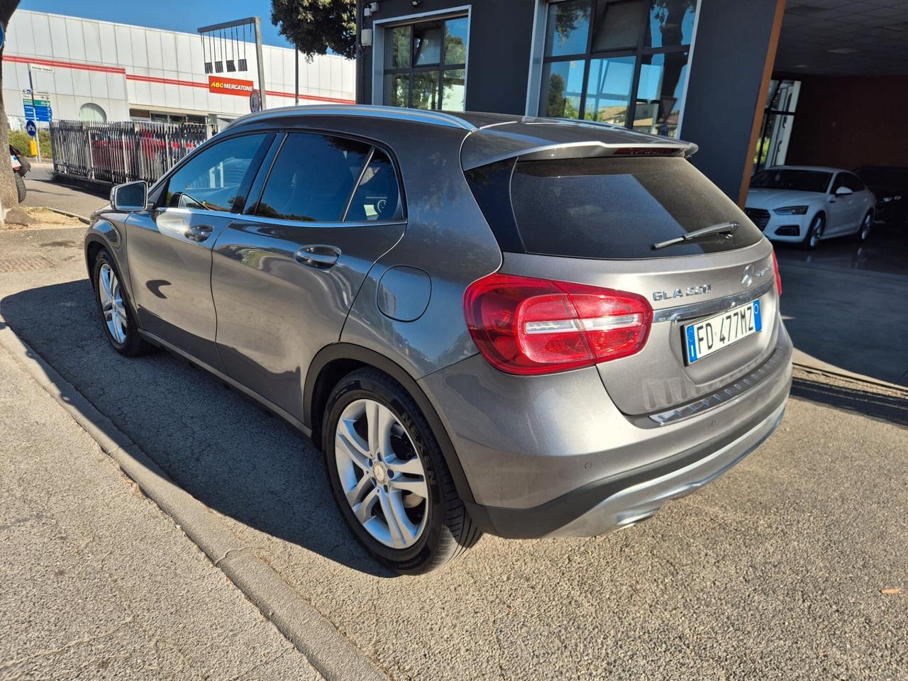 Mercedes-benz GLA 220 CDI Automatic 4Matic Sport