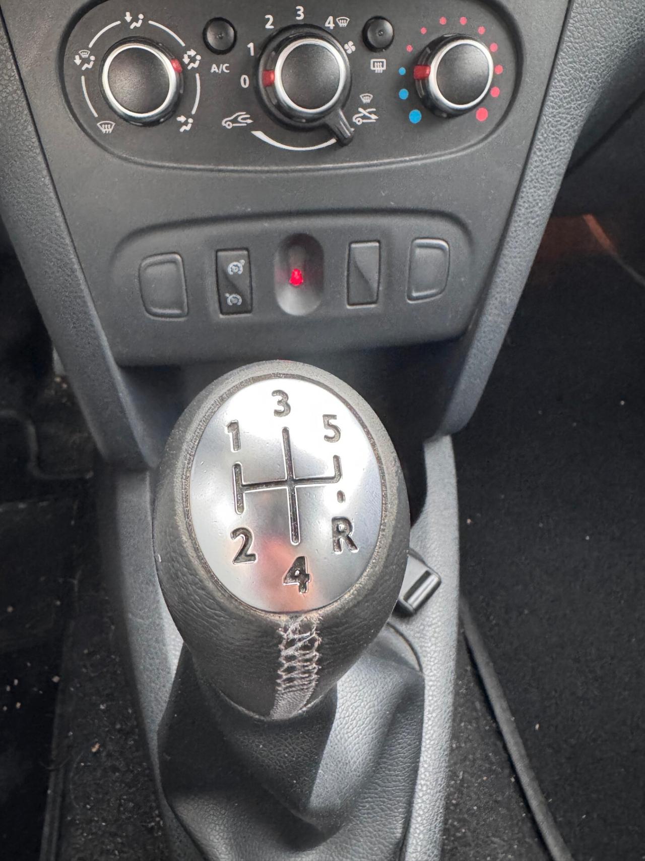 DACIA SANDERO STEPWAY 1.5 dCi 95 CV 2020