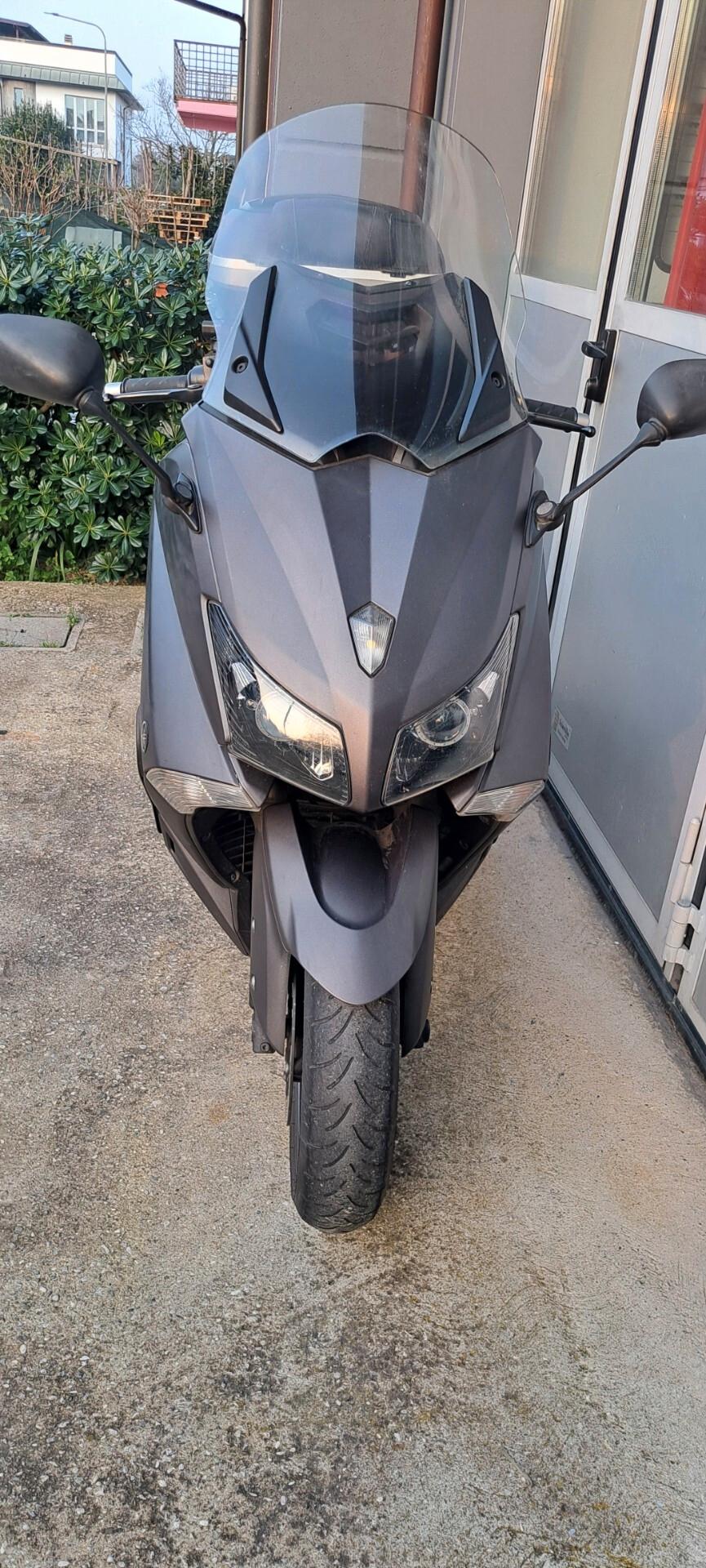 Yamaha TMAX 530