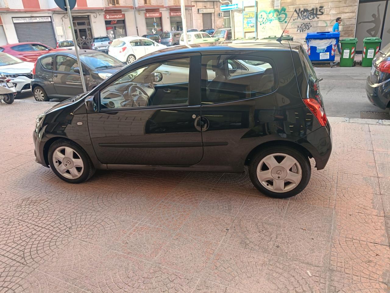 Renault Twingo 1.2 SPORT&SOUND-NEOPATENTATI-Euro3900