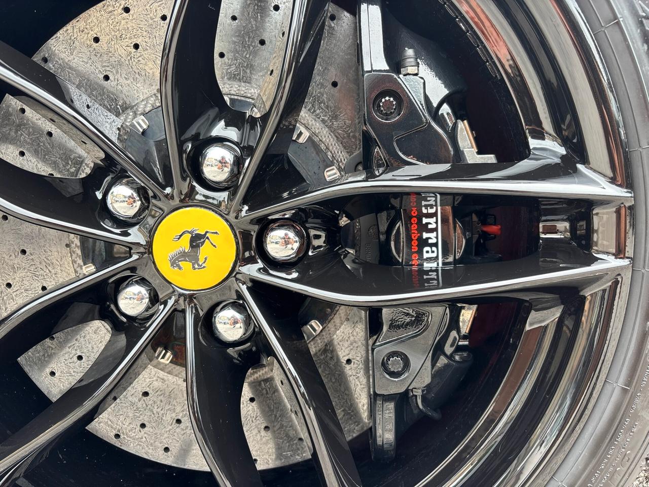 Ferrari 488 GTB ROSSO CORSA PERLA -FULL- CARBONIO TOTALE