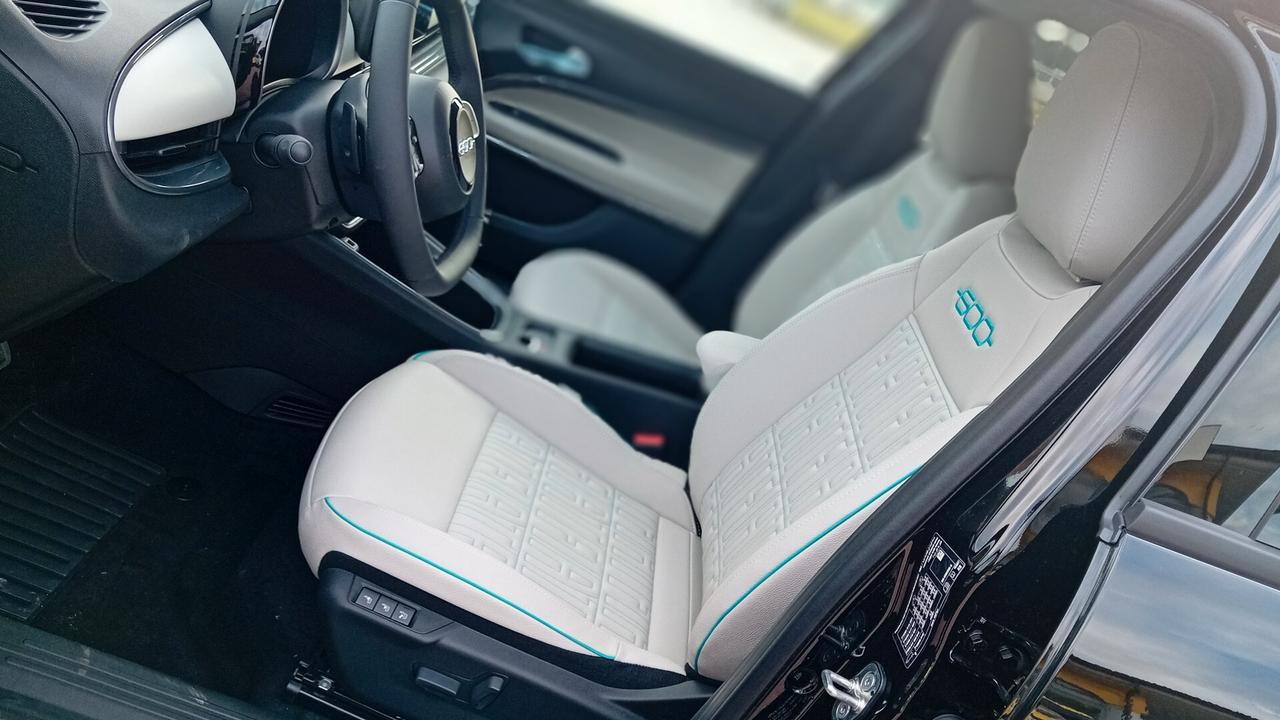 Fiat 600 1.2 Hybrid 145 CV DCT MHEV La Prima * SENZA VINCOLO DI FINANZIAMENTO*