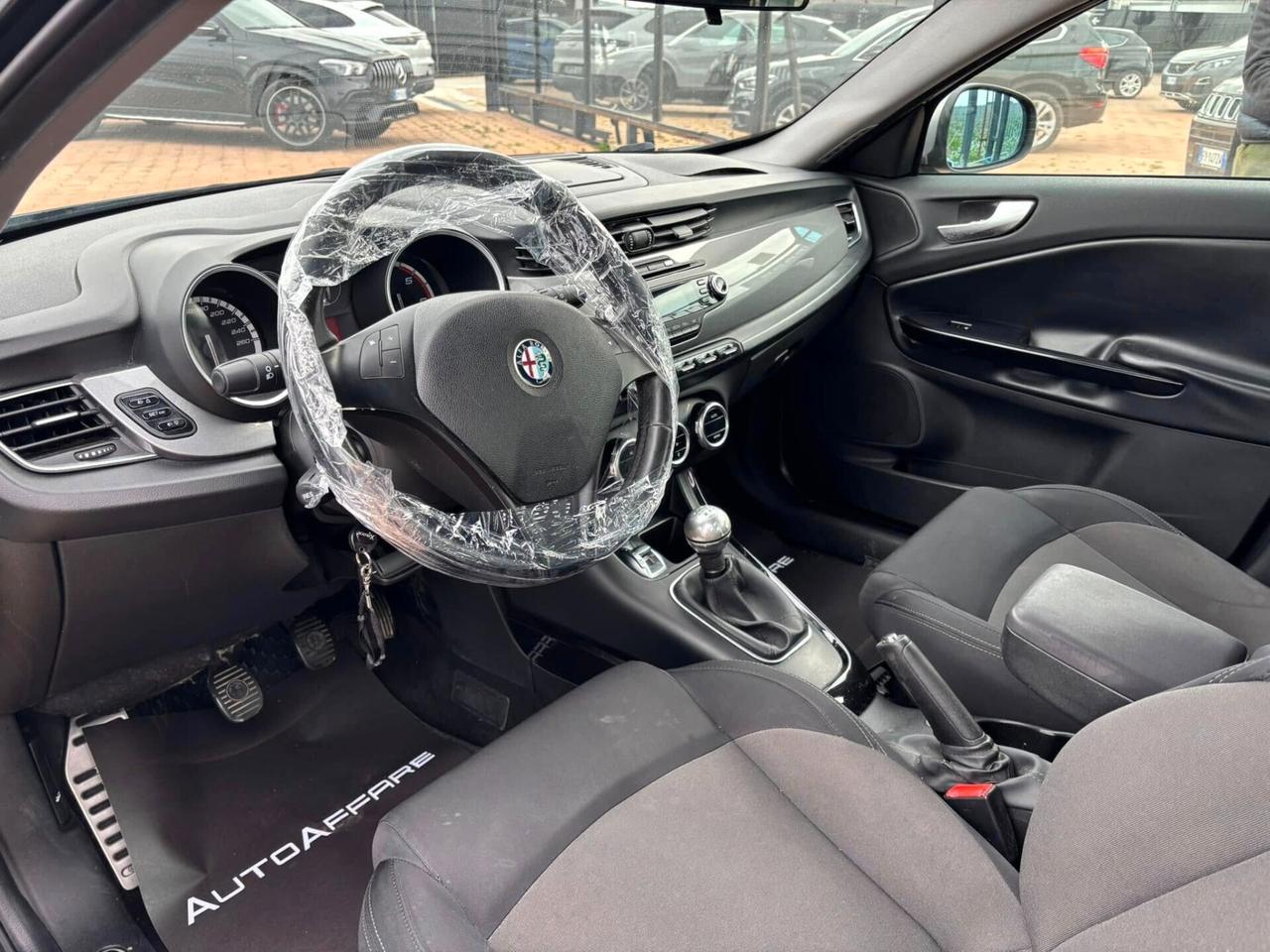 Alfa Romeo Giulietta 1.6 JTDm-2 105 CV Exclusive