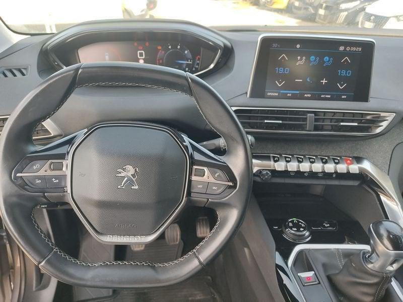 Peugeot 3008 II 2016 1.5 bluehdi Allure s&s 130cv