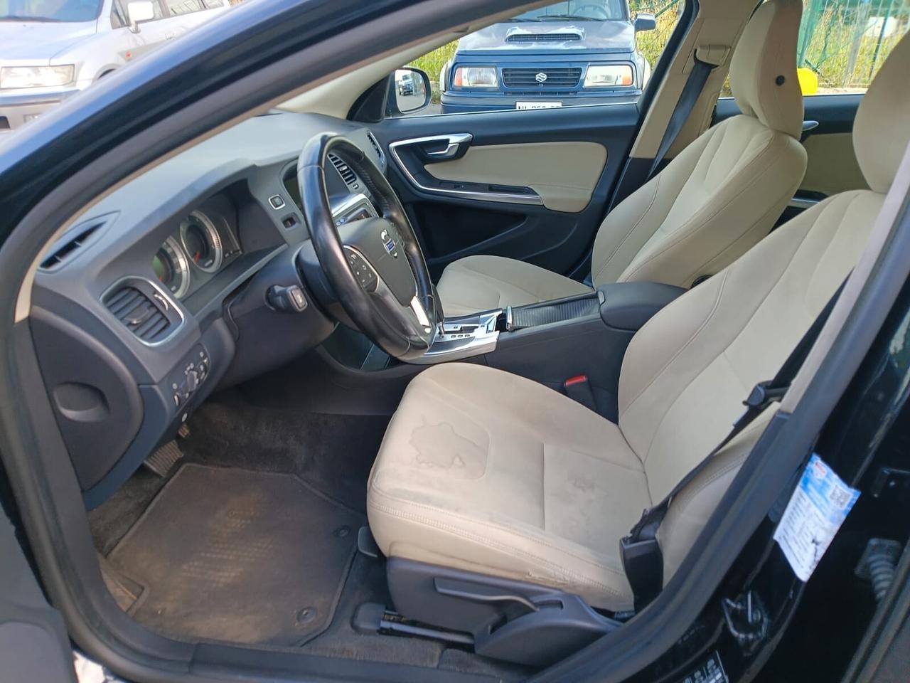 Volvo V60 D3 Geartronic Summum