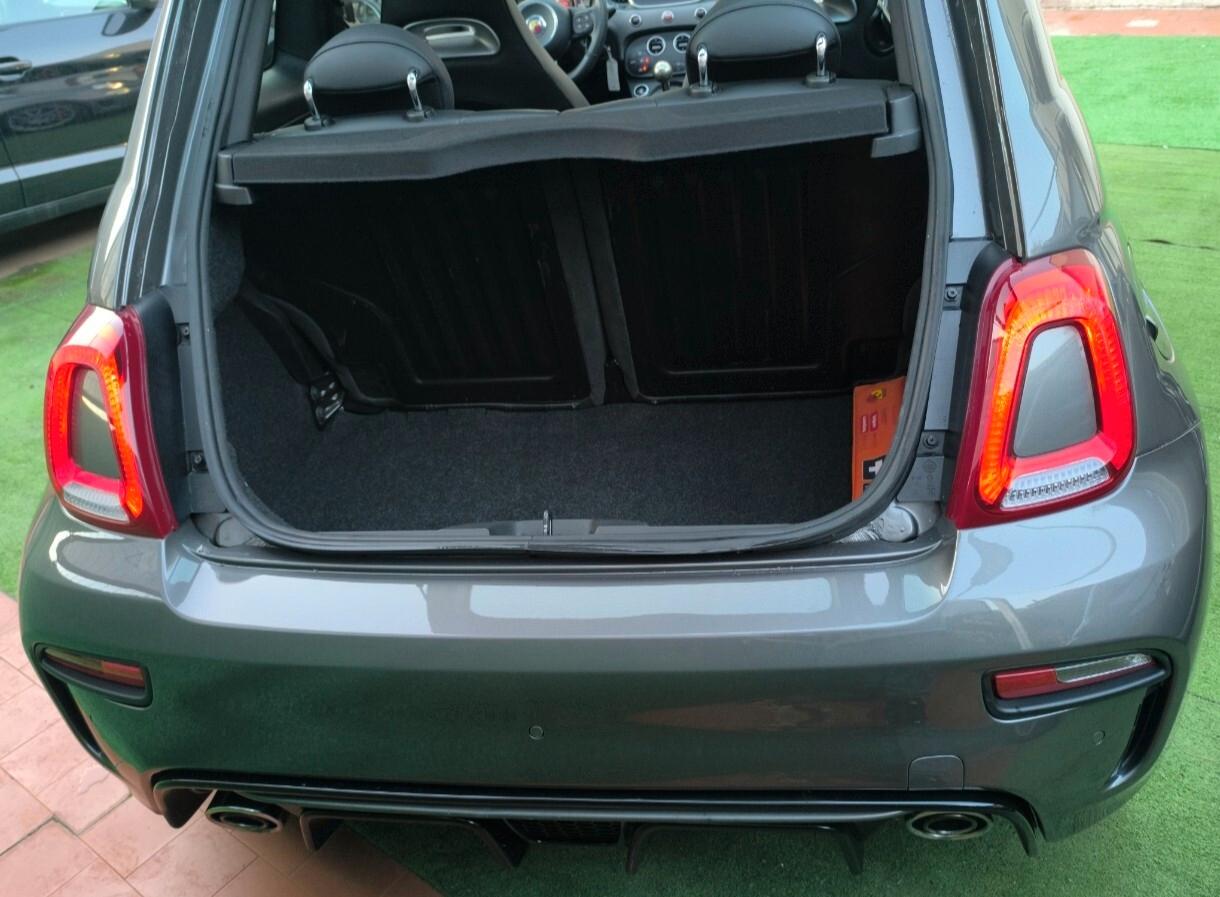 Abarth 595 1.4 T-Jet 165 CV Turismo con Kit EsseEsse