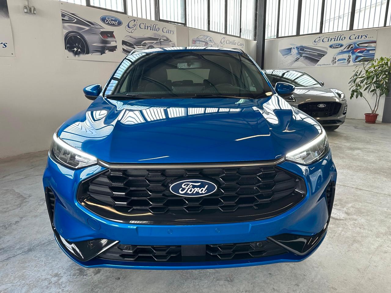 Ford Kuga 2.5 Full Hybrid 180 CV CVT 2WD ST-Line