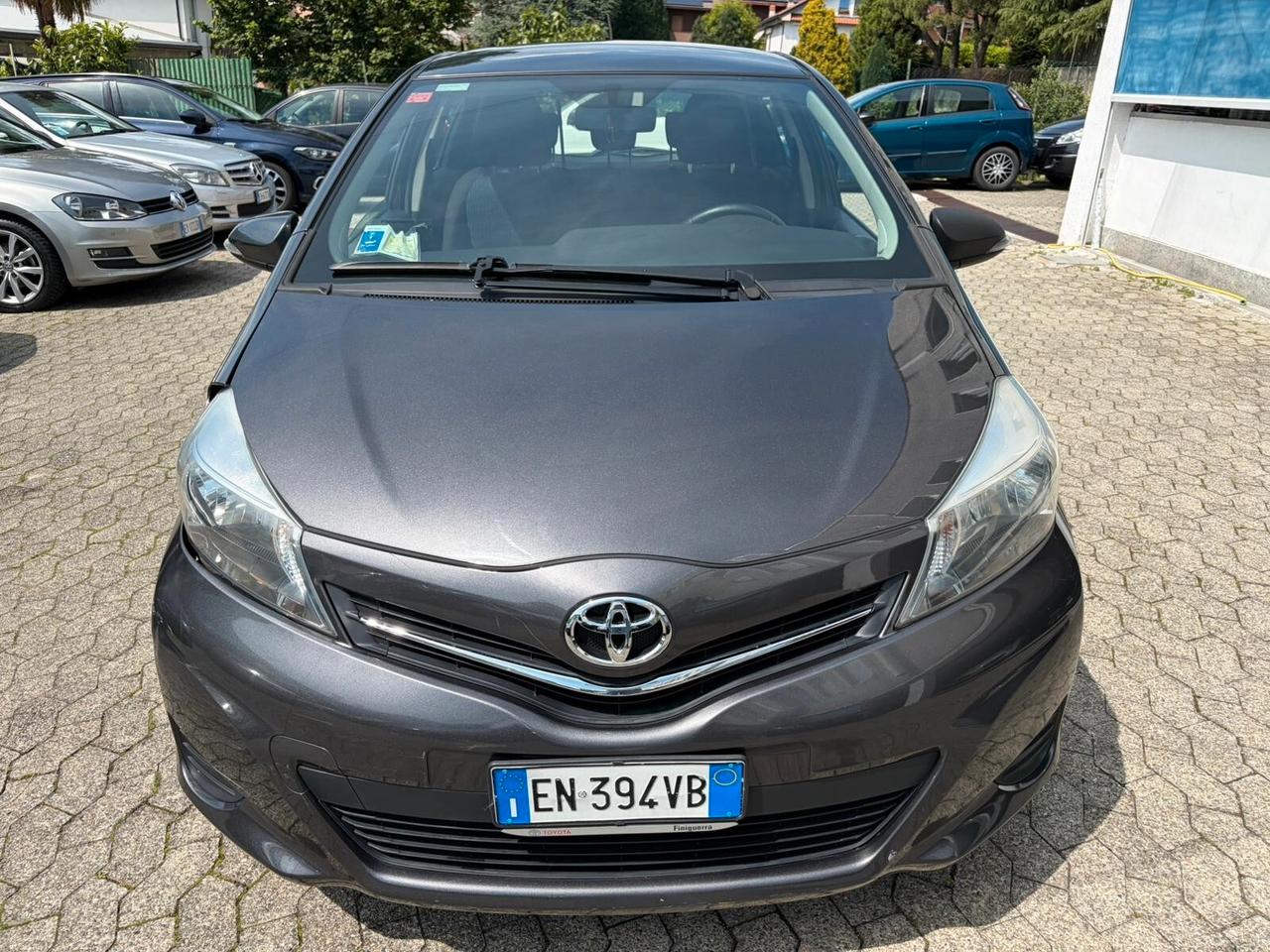 Toyota Yaris 1.0 5 porte Lounge*EURO5*NEOPATENTATI