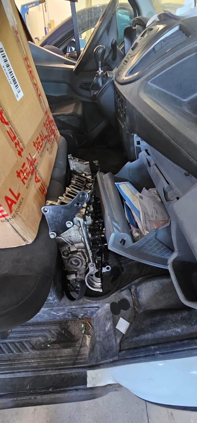 Ford Transit 2.2 tdci cassone fisso motore rotto