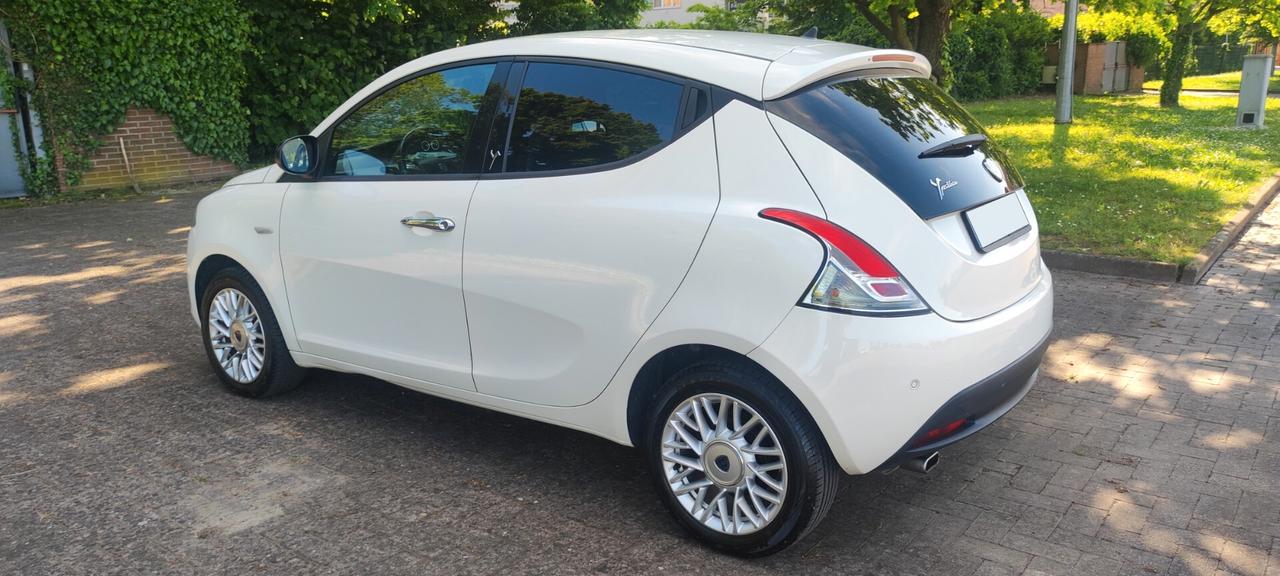 Lancia Ypsilon 1.3 MJT 16V 95 CV 5 porte S&S Gold