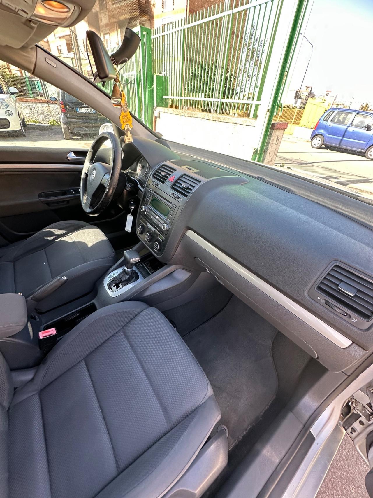 Volkswagen Golf 2.0 TDI 5p. Sportline Ltd.Edition