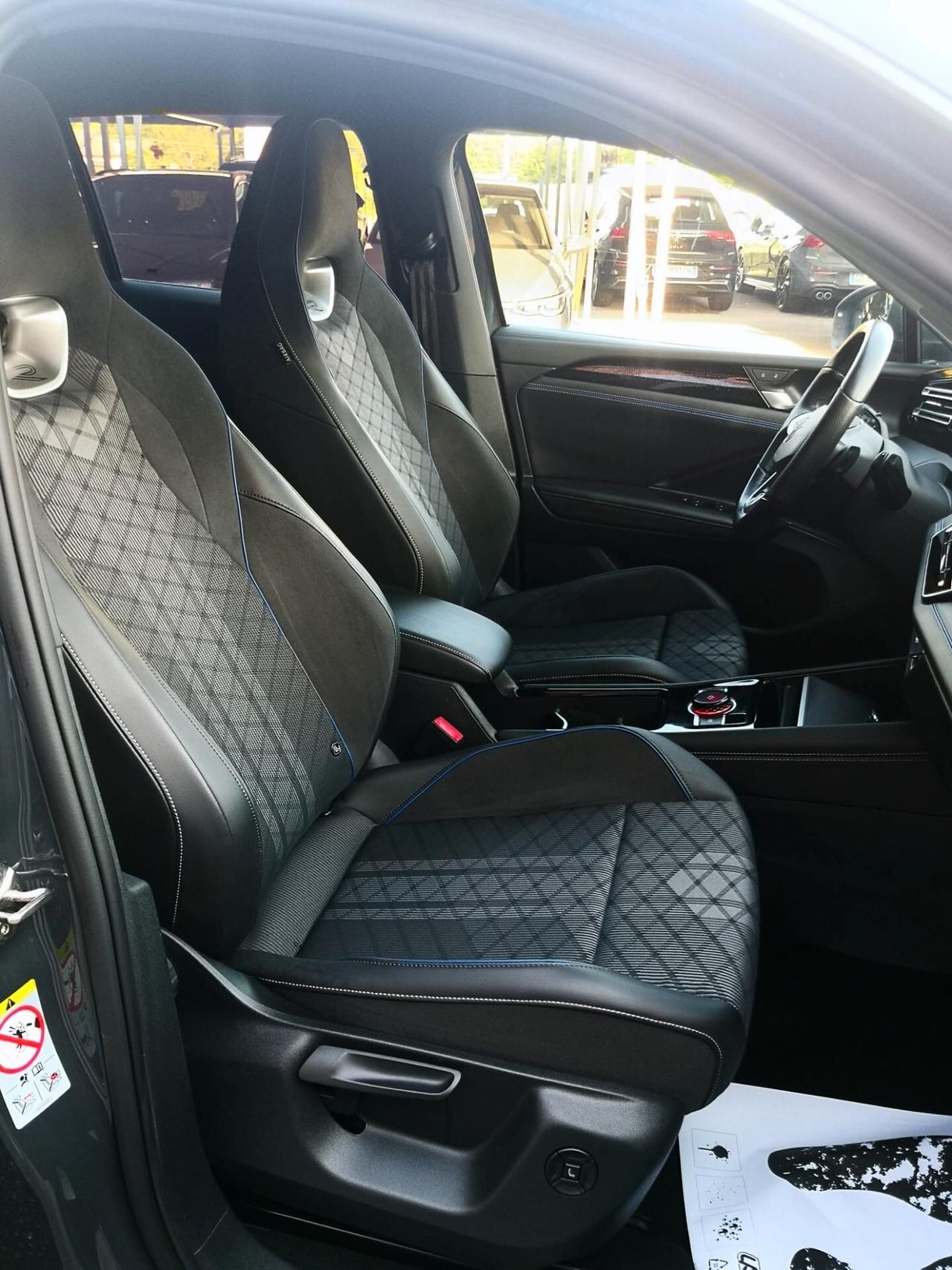 Volkswagen Tiguan 2.0 TDI 150 CV DSG R-Line ***TELECAMERA***SED. MASSAGGIANTI***