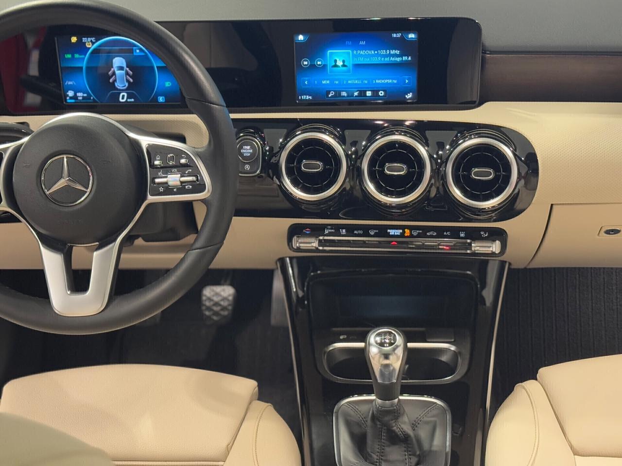 Mercedes-benz A 180 Sport AMG LINE