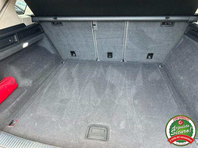 VOLKSWAGEN Touareg 3.0 V6 TDI SCR Atmosphere