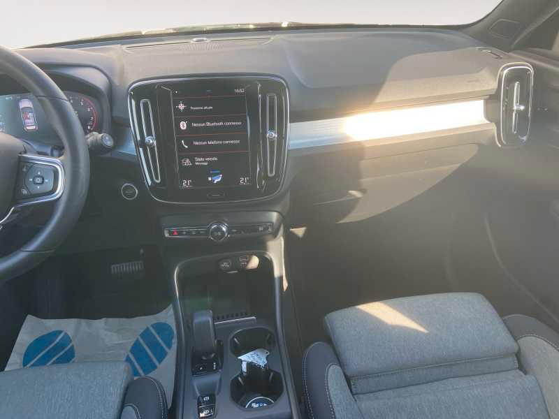 VOLVO XC40 1.5 t2 CoRe AuTo