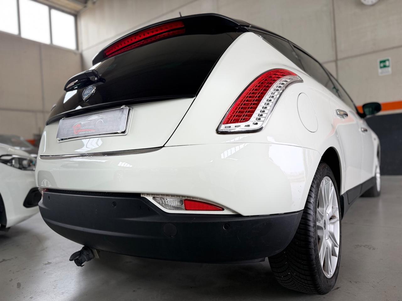 Lancia Delta 1.6 MJT DPF 105 CV Silver NEOPATENTATI GANCIO TRAINO