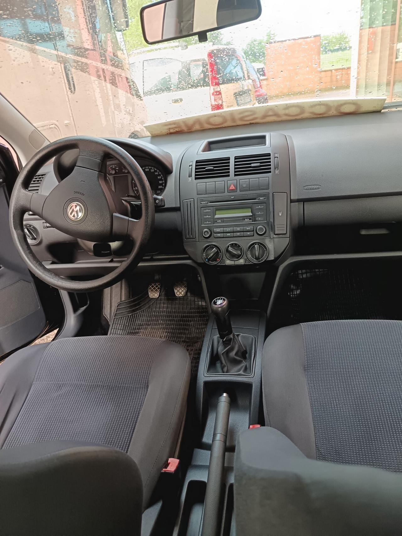 Volkswagen Polo 1.2/64CV 12V 5p. Comfortline