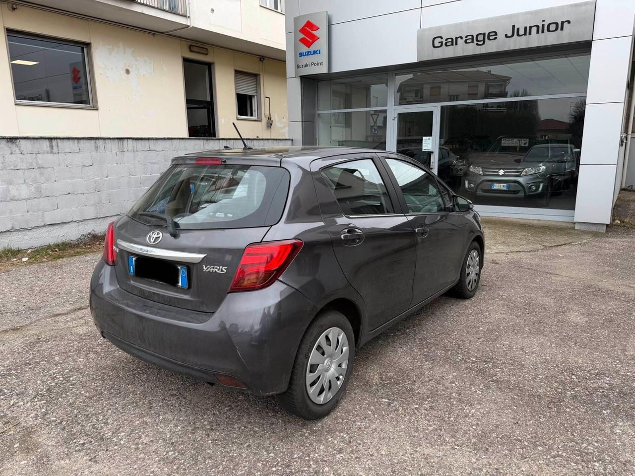 Toyota Yaris 1.0 5 porte Cool NEOPATENTATI