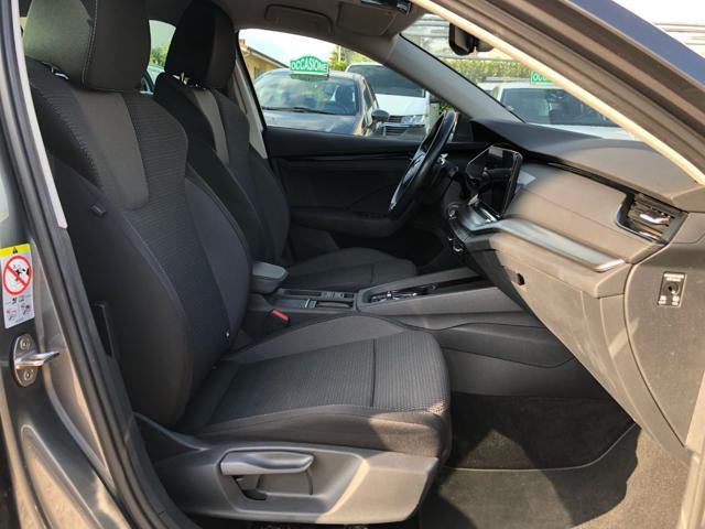 SKODA Octavia 2.0 TDI EVO SCR 150 CV DSG Wagon Executive
