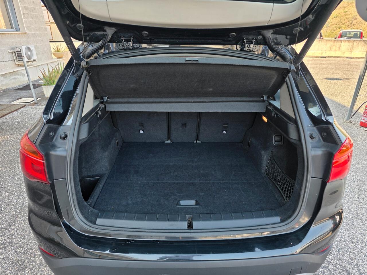 Bmw X1 sDrive16d xLine PERFETTA TETTO GRANDE
