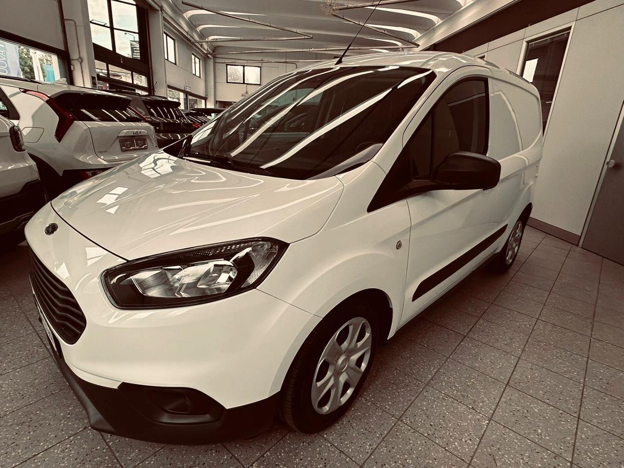 Ford Transit Courier 1.5 TDCi 75CV Van Trend