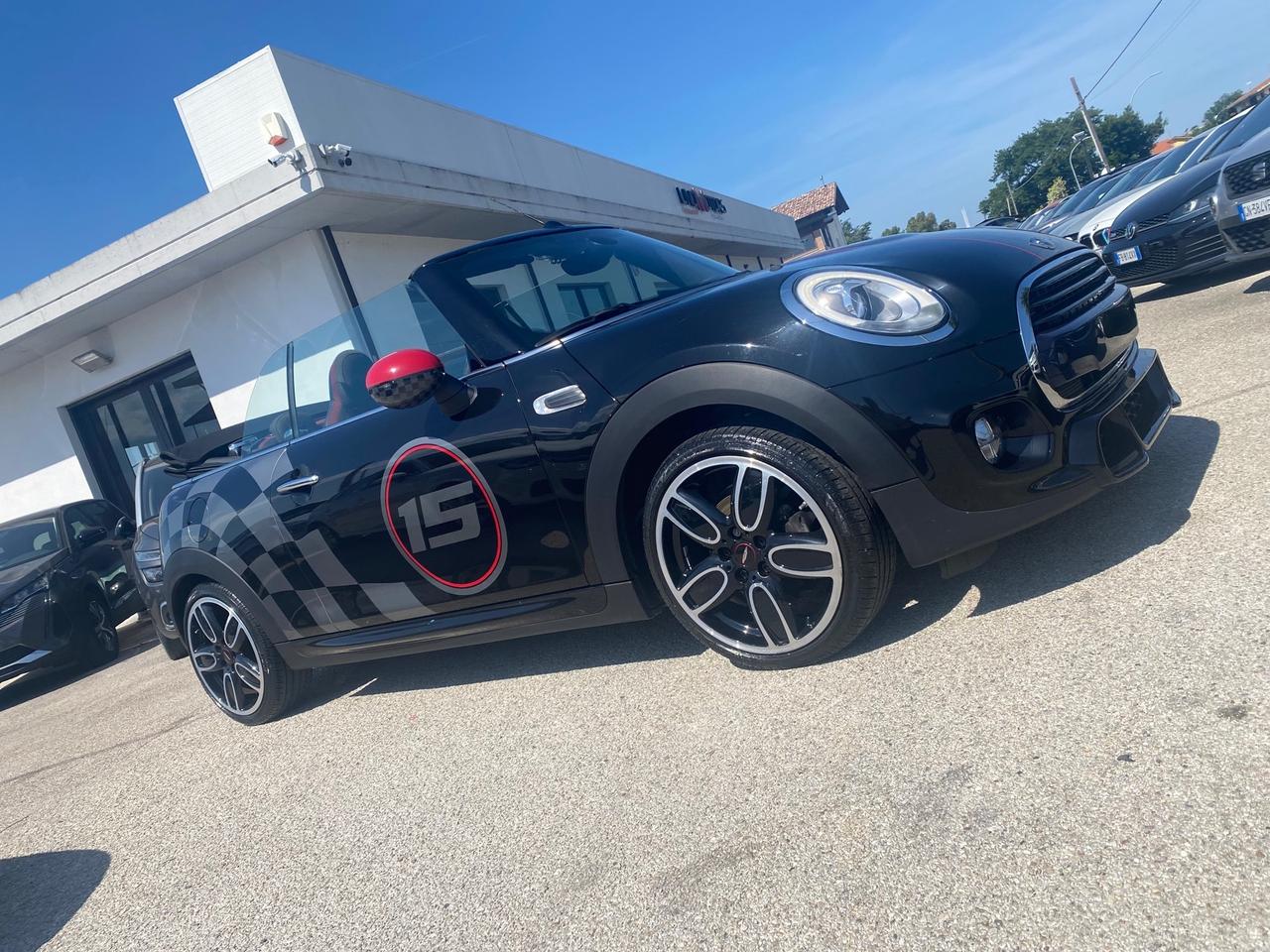 Mini Cooper D Cabrio 1.5 boost 116cv **Pack John Cooper Works**