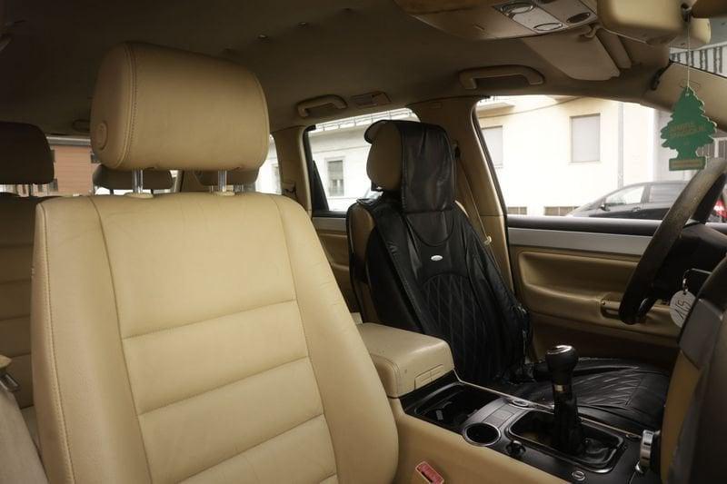 Volkswagen Touareg Volkswagen Touareg 2.5 tdi R5 128KW ANNO 2005