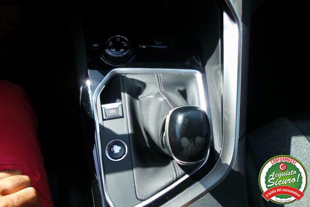 PEUGEOT 3008 BlueHDi 130 S&S Allure
