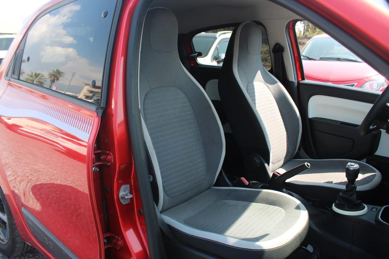 Renault Twingo SCe EDC La Parisienne