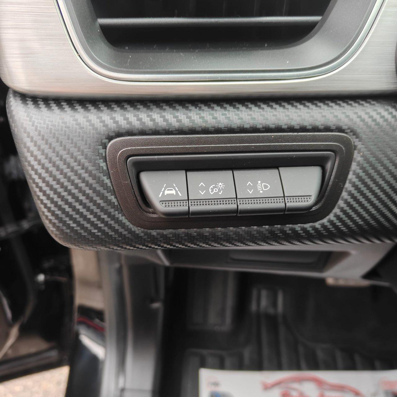 Renault Captur 1.6 E-Tech hybrid RS Line 145cv auto