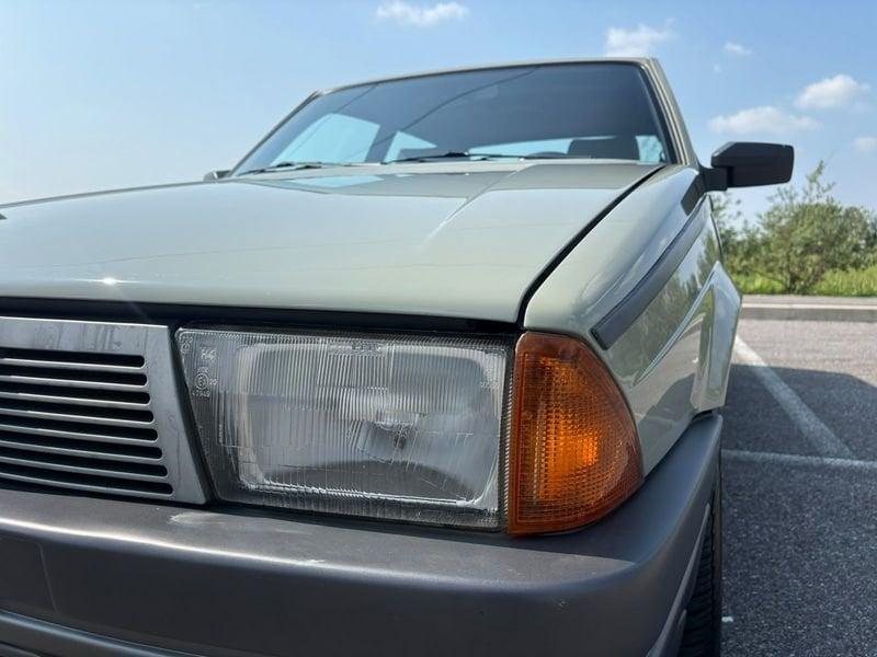 Alfa Romeo 75 1.6 Benzina 110cv 5 marce