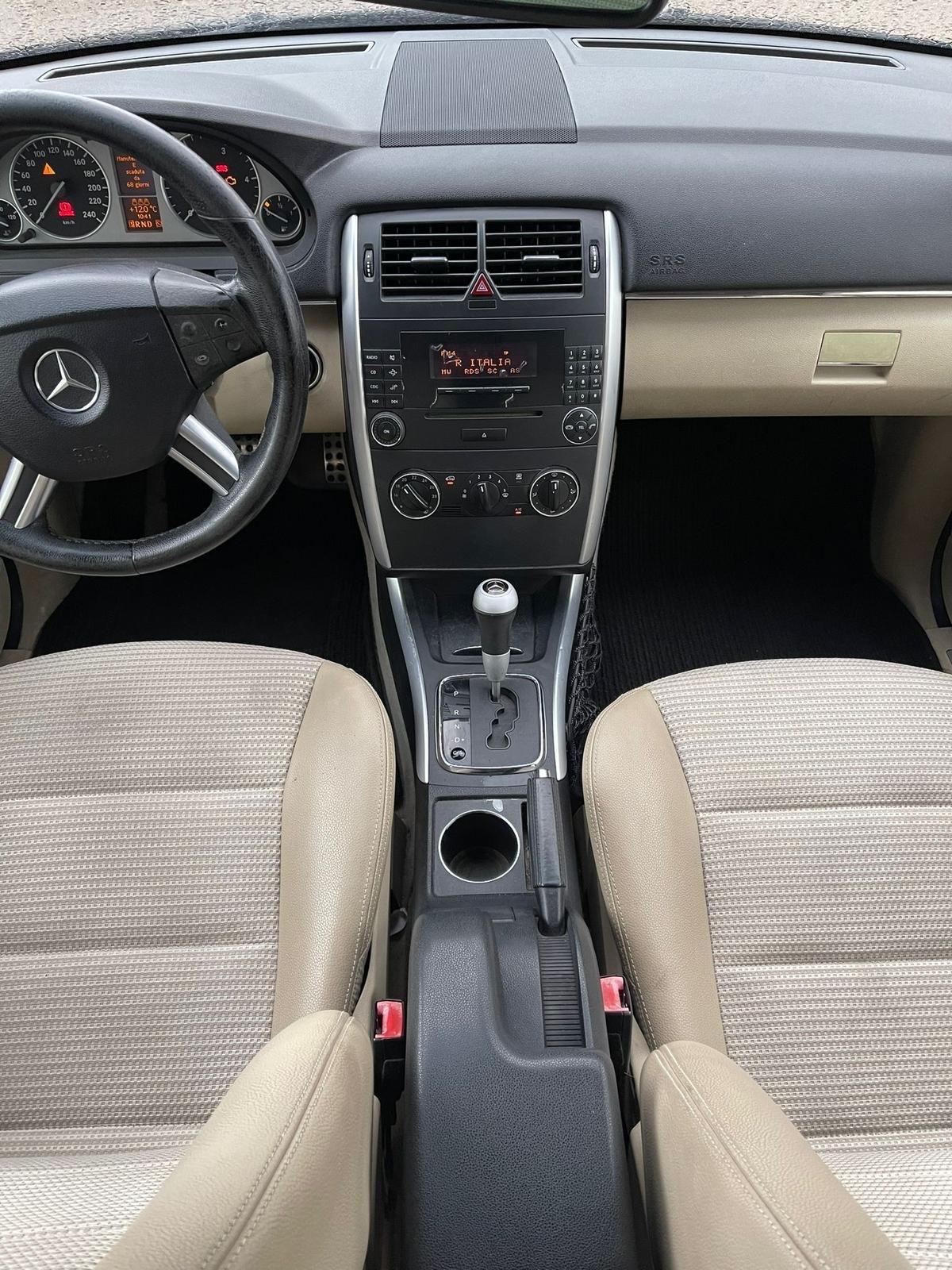 Mercedes B 180 - AUTOMATICA-NEOPATENTATI