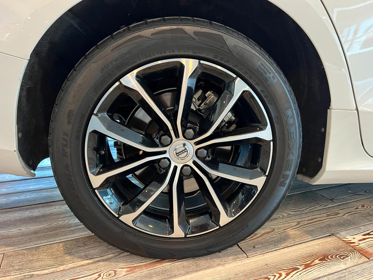 Volvo V60 MILD HYBRID / AUTOMATICA